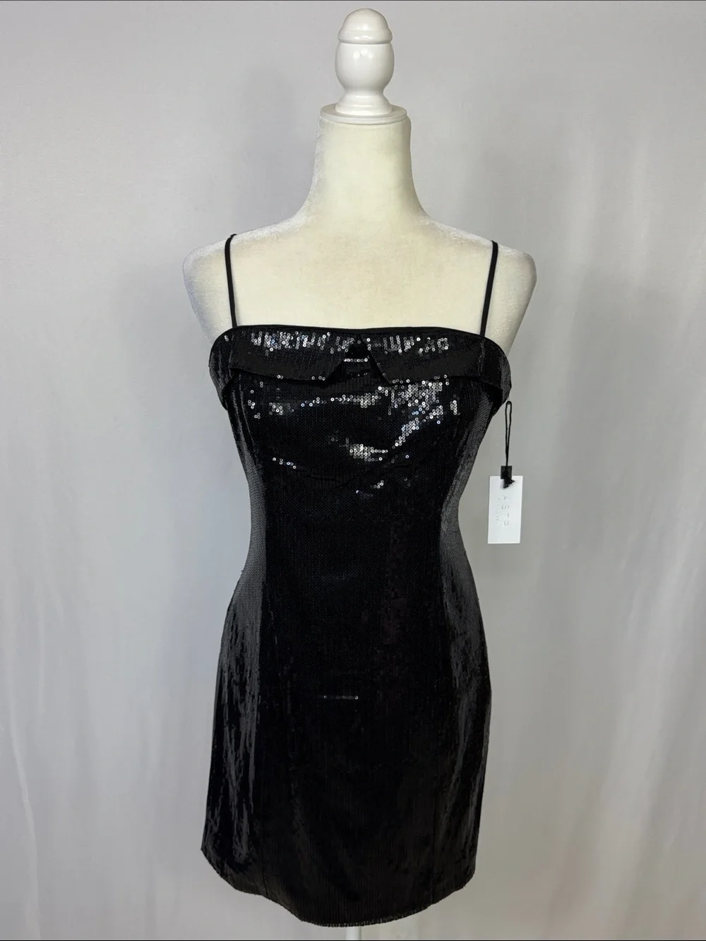 ASTR The Label Sequin Mini Dress Size Medium Black New Sleeveless - Picture 2 of 10